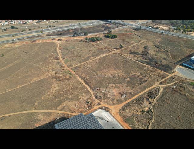 9,517M² VACANT LAND FOR SALE IN AEROTON
